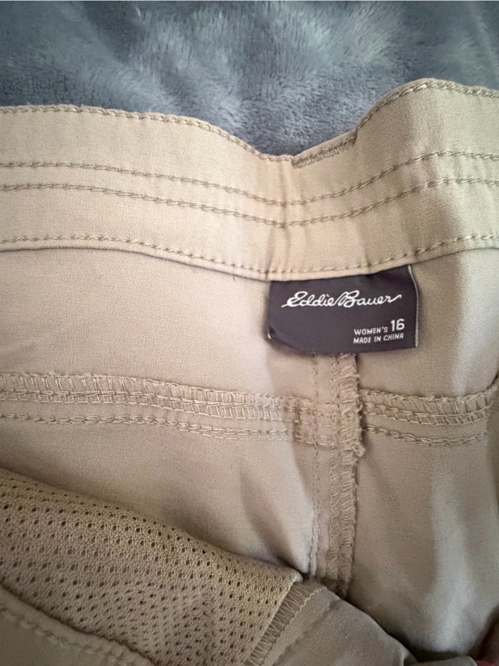 Eddie Bauer Khaki Shorts - Picture 2 of 3